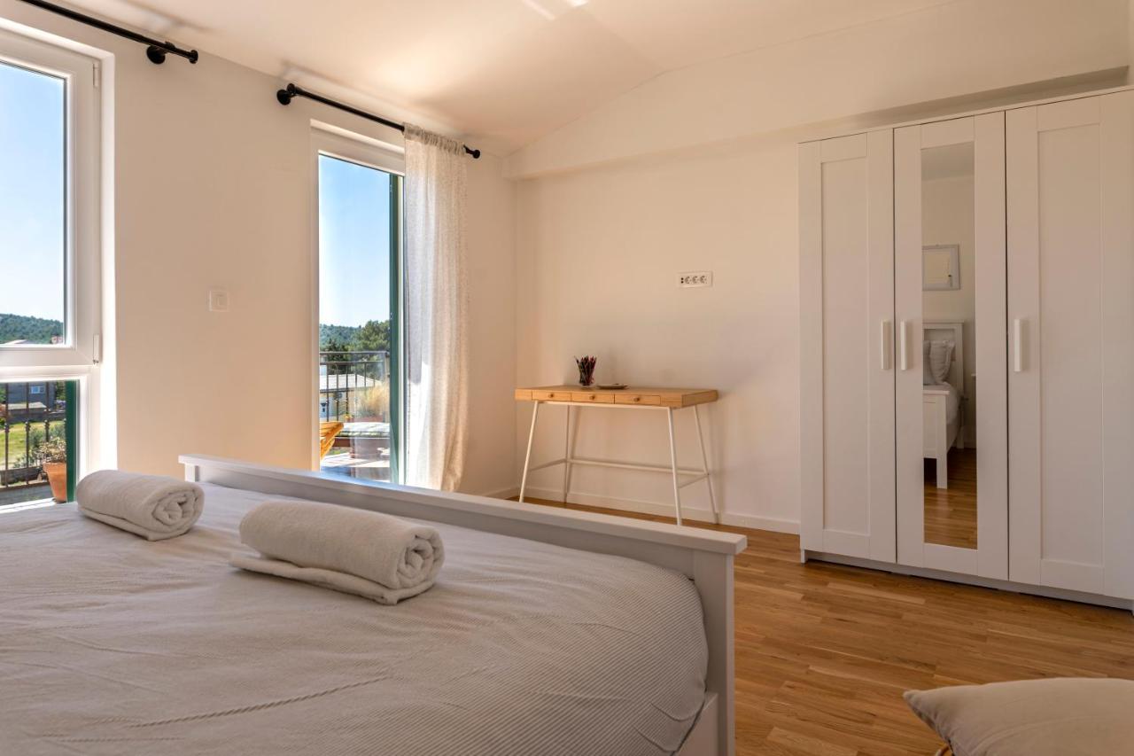 Charming Tale Apartments Modun19 Пировац Экстерьер фото