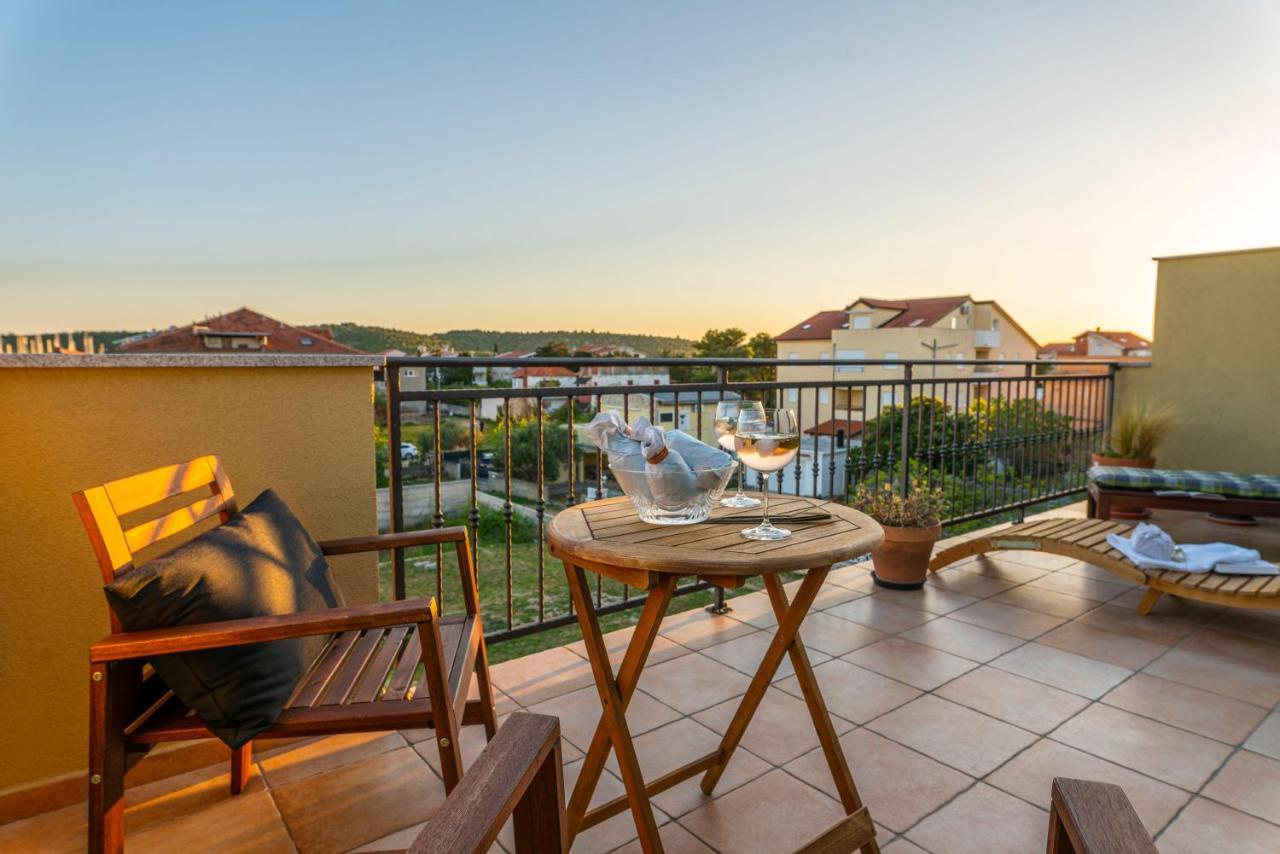 Charming Tale Apartments Modun19 Пировац Экстерьер фото